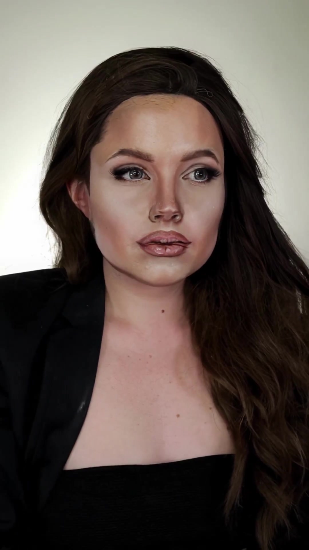 @makeupfashions Angelina jolie #makeup #makeuptutorial #makeupartist #eyeliner #...